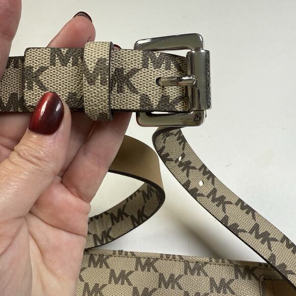 Michael Kors Signature Belt Bag White Stripe Adjustable Strap MK Logo Beige - Picture 4 of 9